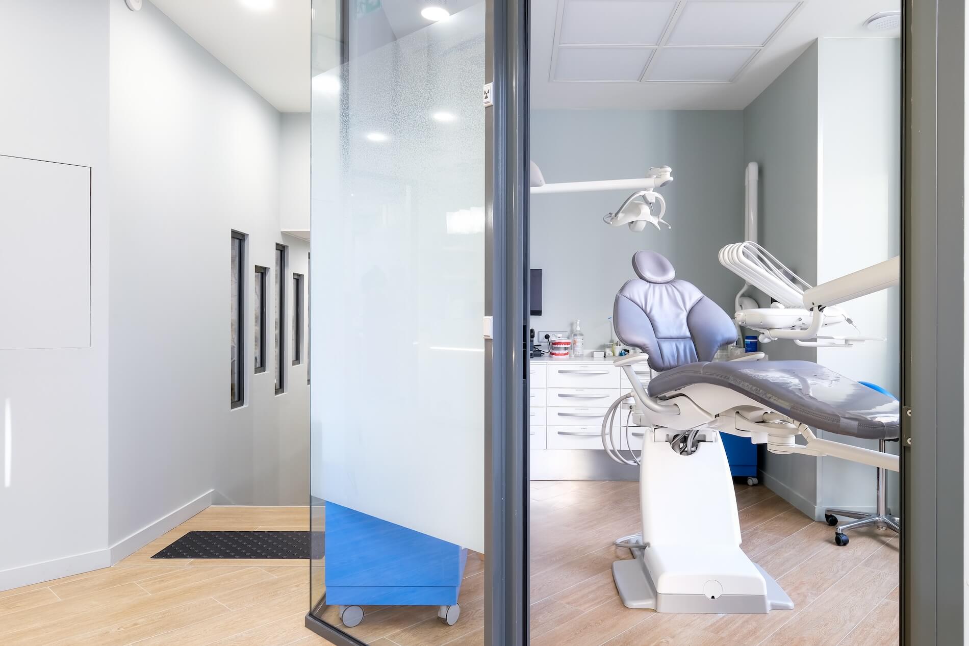 Aménagement d'une clinique dentaire : conception architecturale et travaux d'aménagement