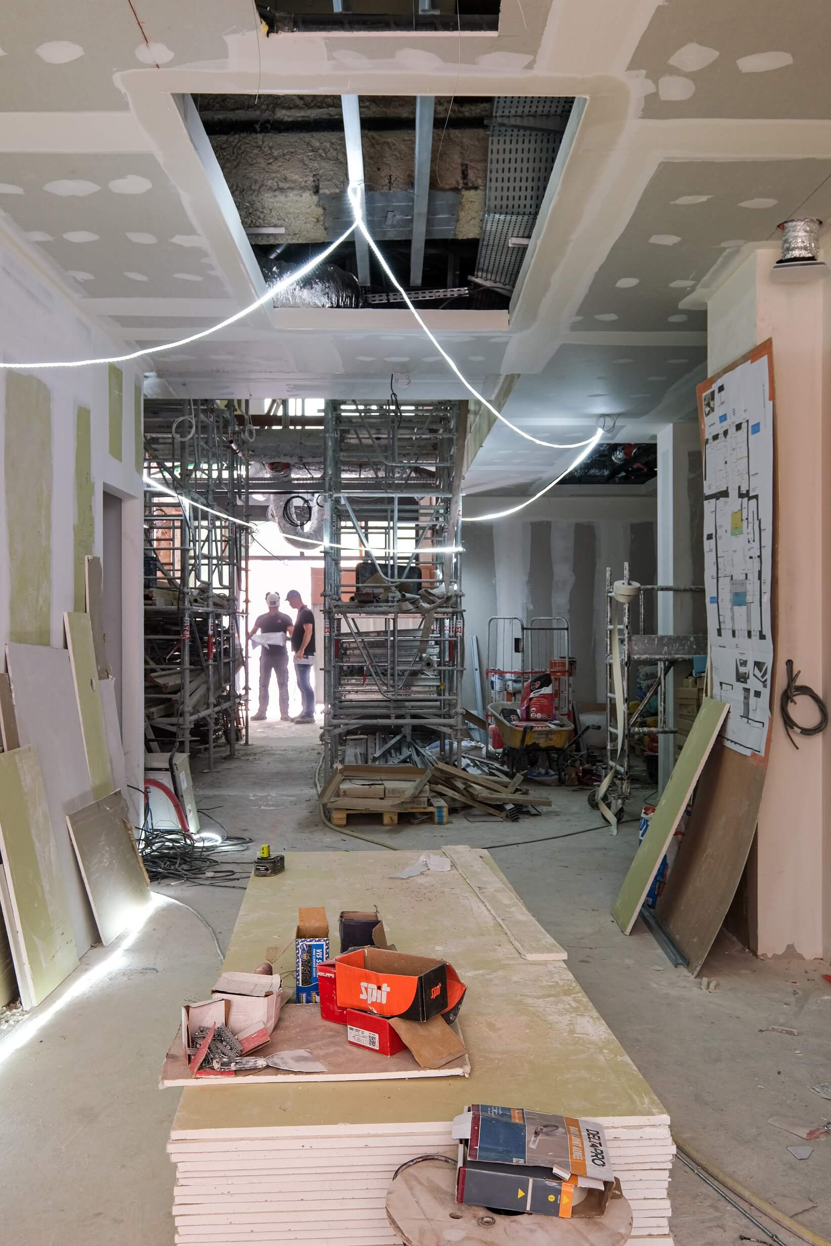 chef de projet travaux, relation partenaire, contractant général, suivi de chantier
